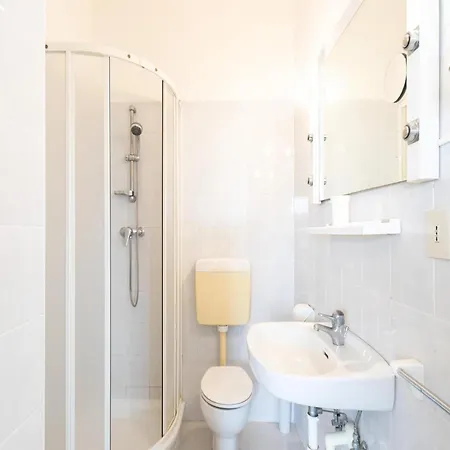 Charming Flat With A Spacious Terrace - Beahost