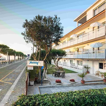 Apartment Charming Flat With A Spacious Terrace - Beahost